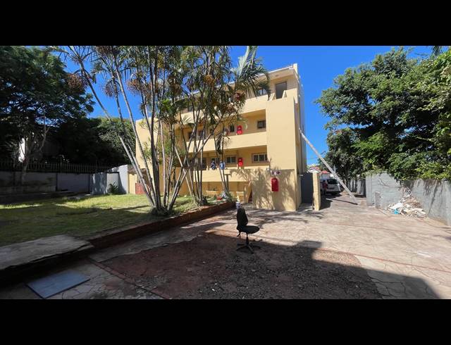 2 BEDROOM APARTMENT TO LET IN BULWER